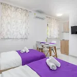 Beautiful Apartment In Pula Pula